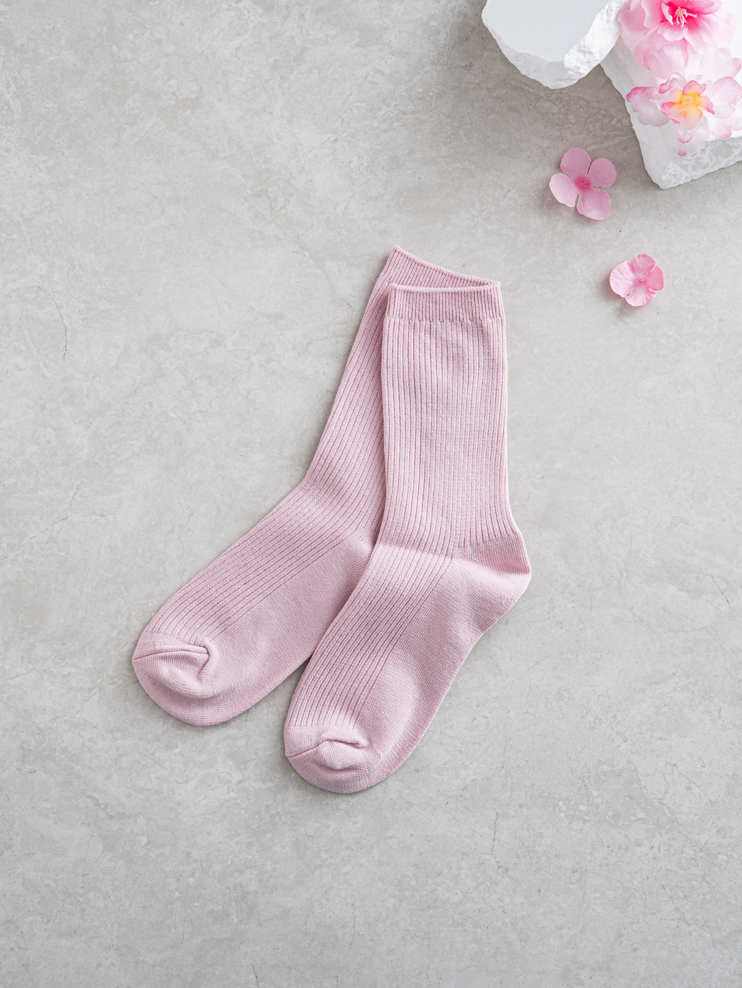 DAISO Women's Corrugated Long Socks (Pink)