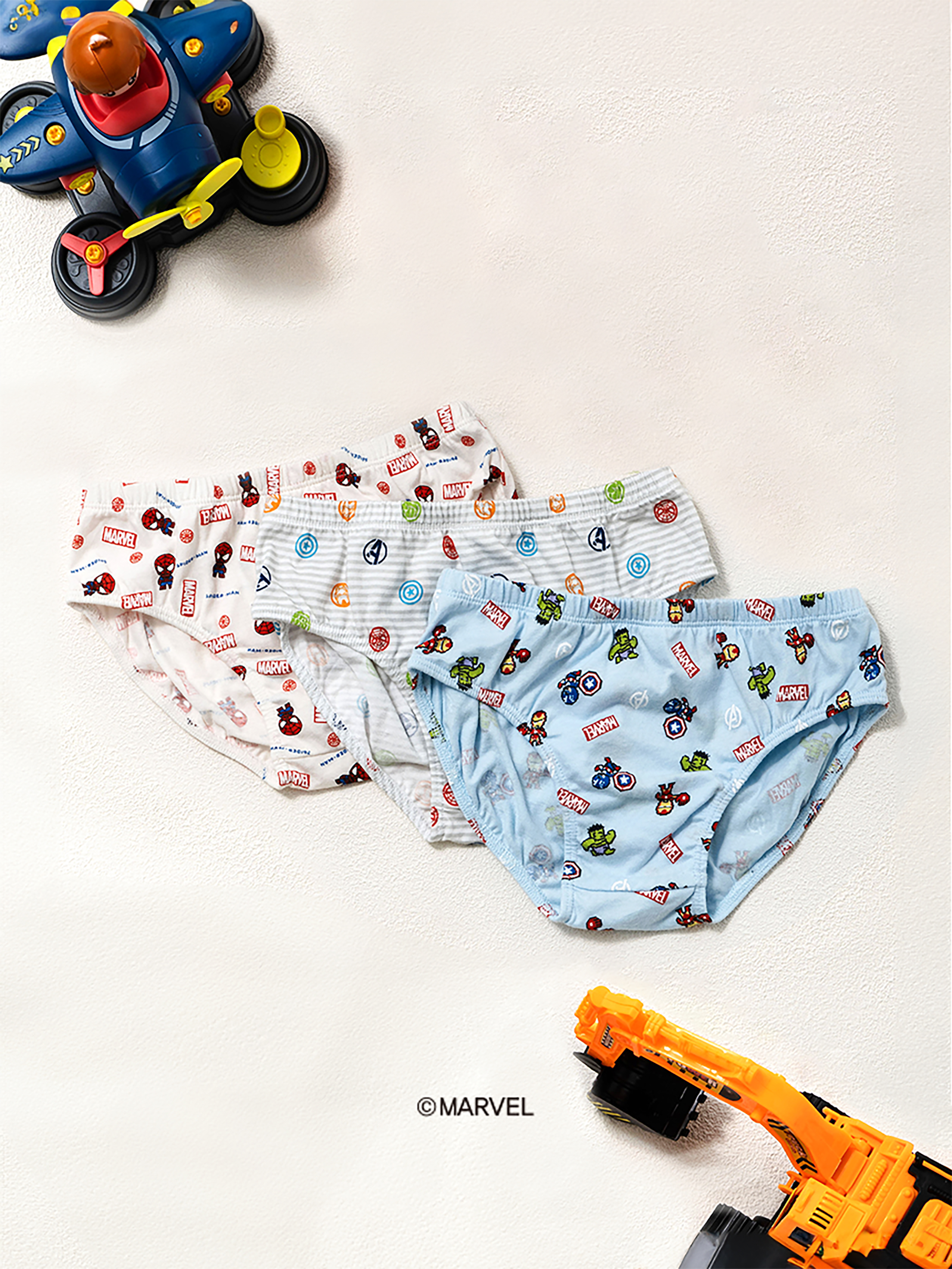 DAISO Marvel_Boys' Panties 3P/SET(M)