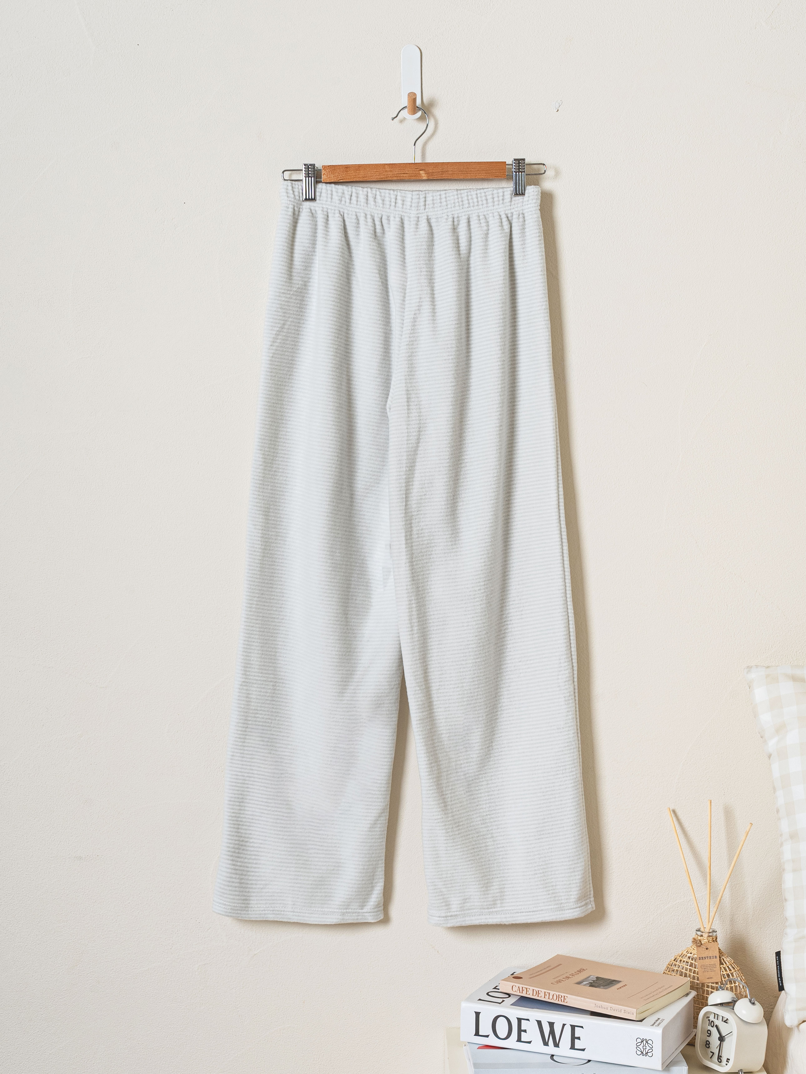 DAISO Boddle Pajama Bottoms (M/Gray)