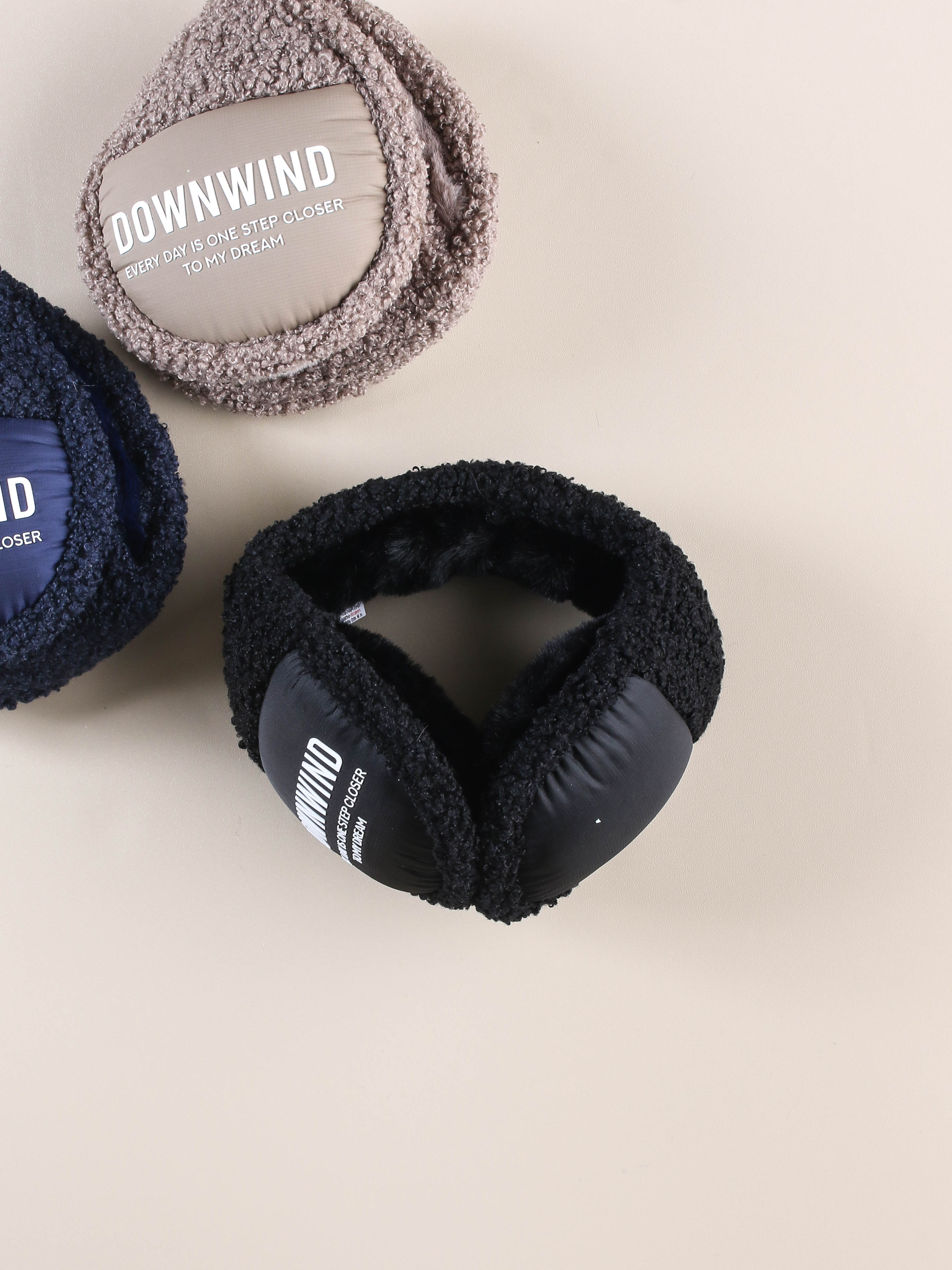 DAISO Padded Point Folding Earmuffs