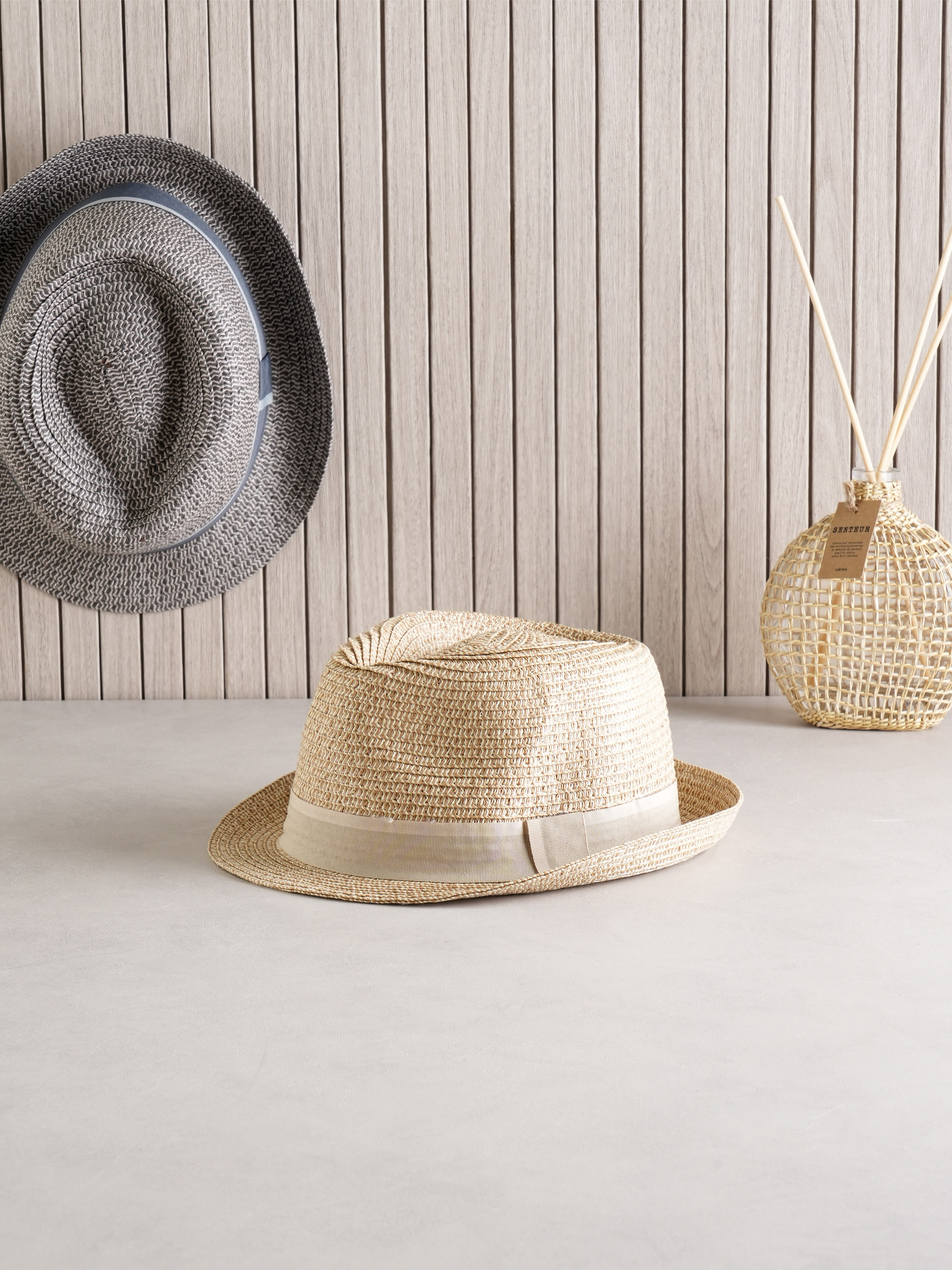 DAISO Men's Summer Two-Tone Fedora