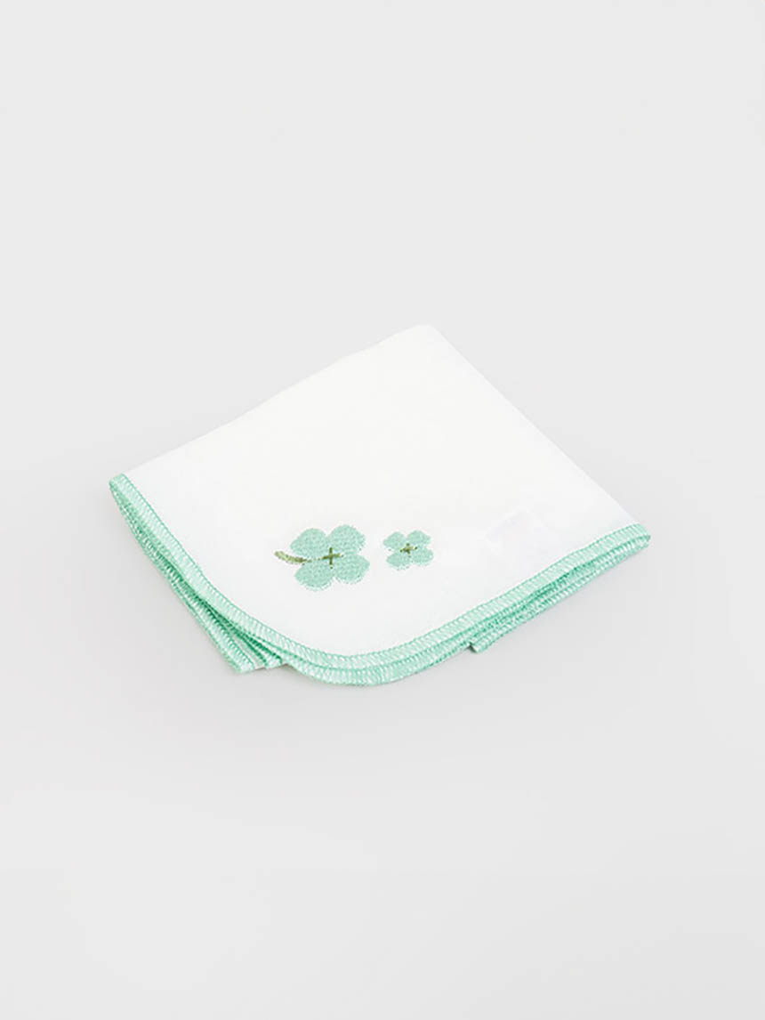 DAISO Embroidery point handkerchief