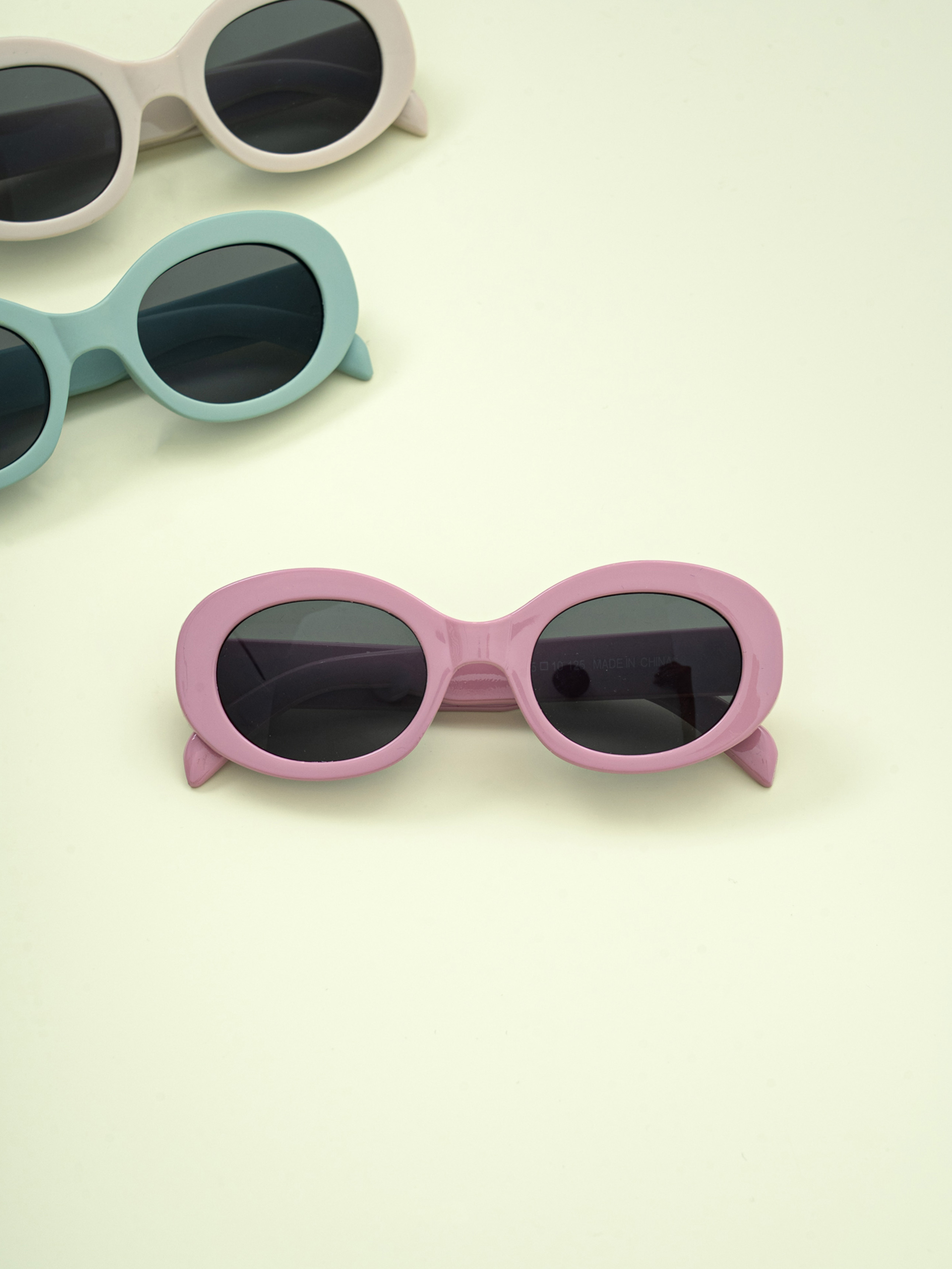 DAISO Children's Oval Sunglasses