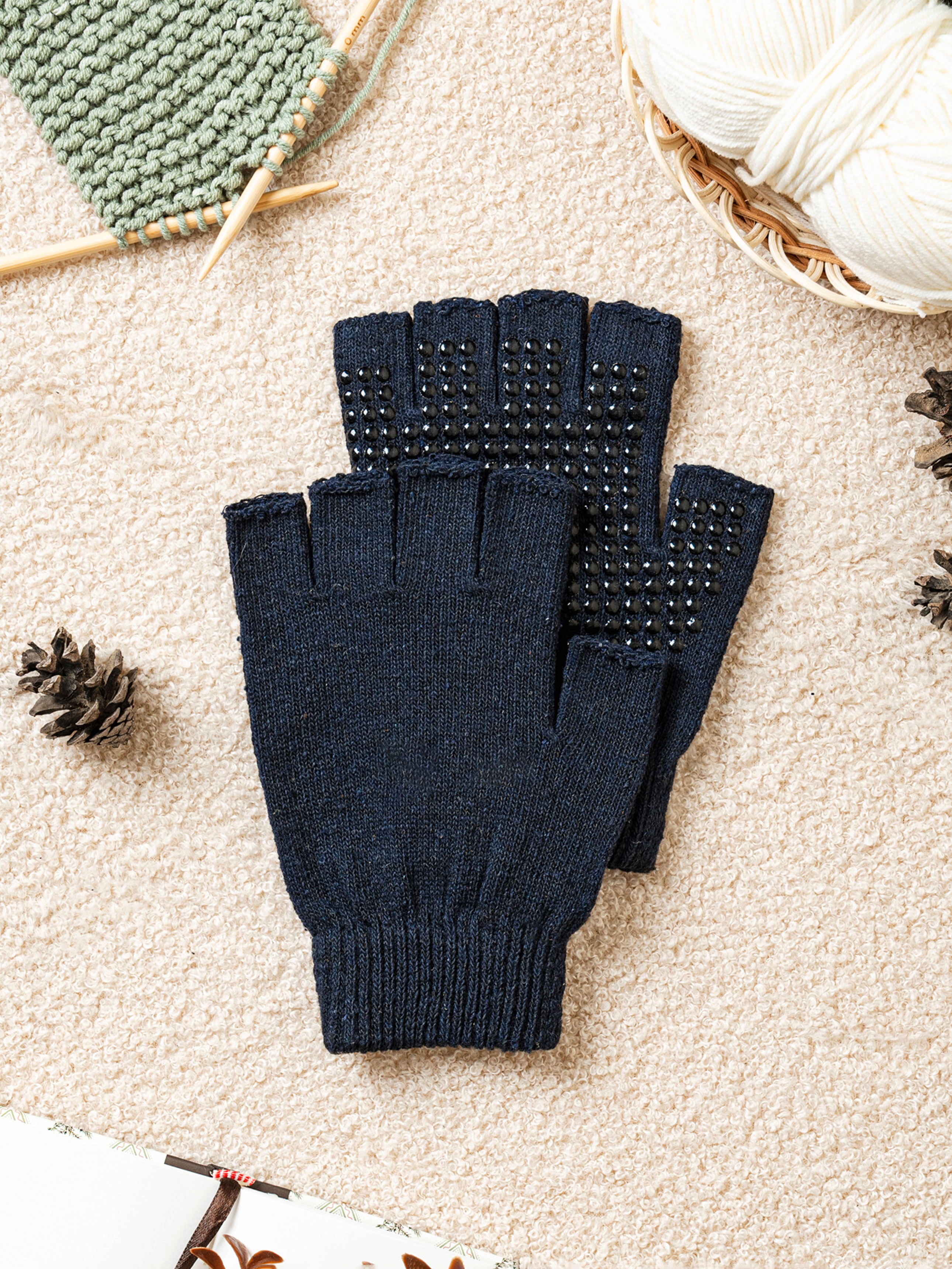 DAISO Anti-slip half gloves (Navy)