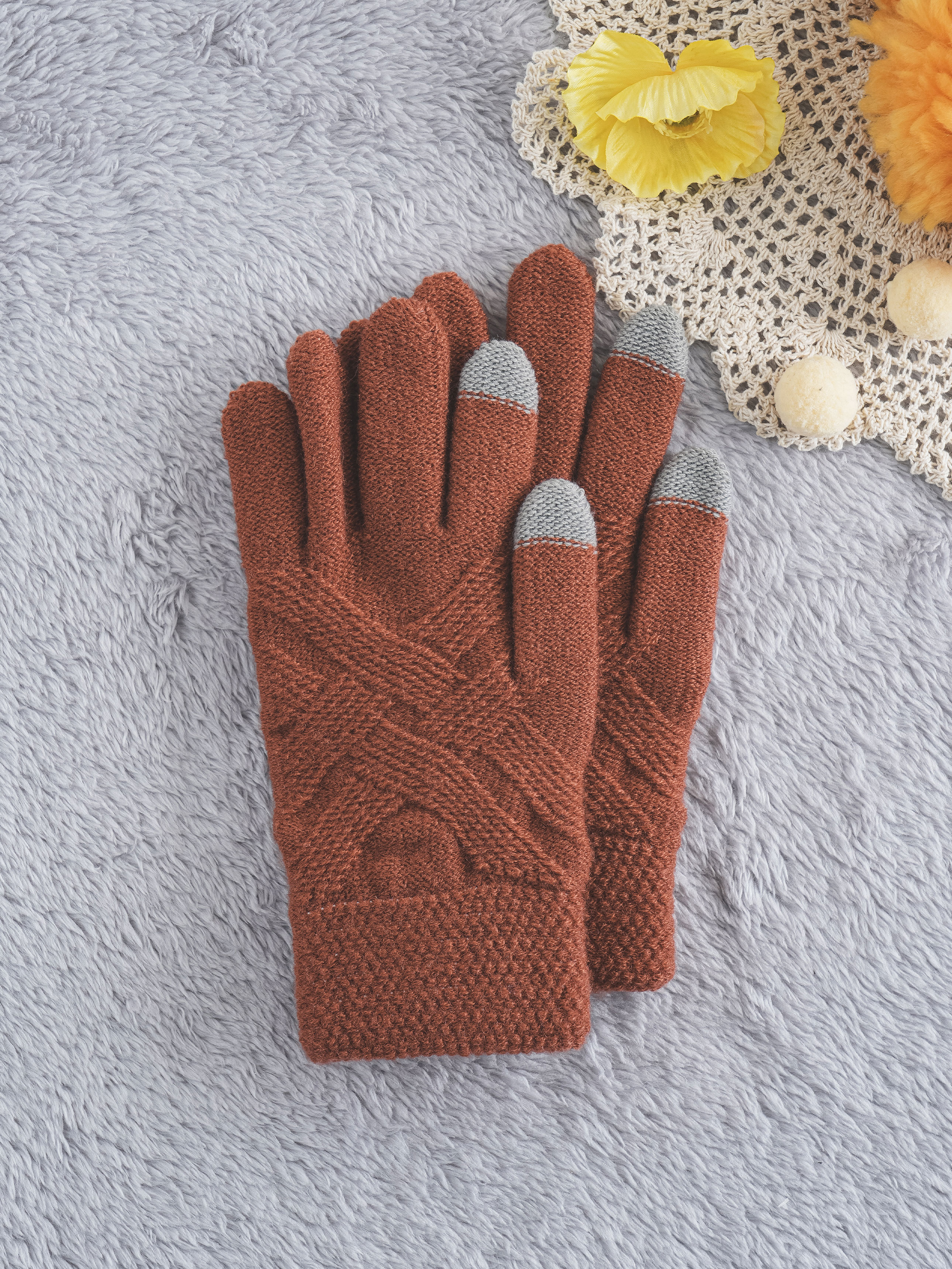 DAISO Diagonal Knit Gloves (Brown)