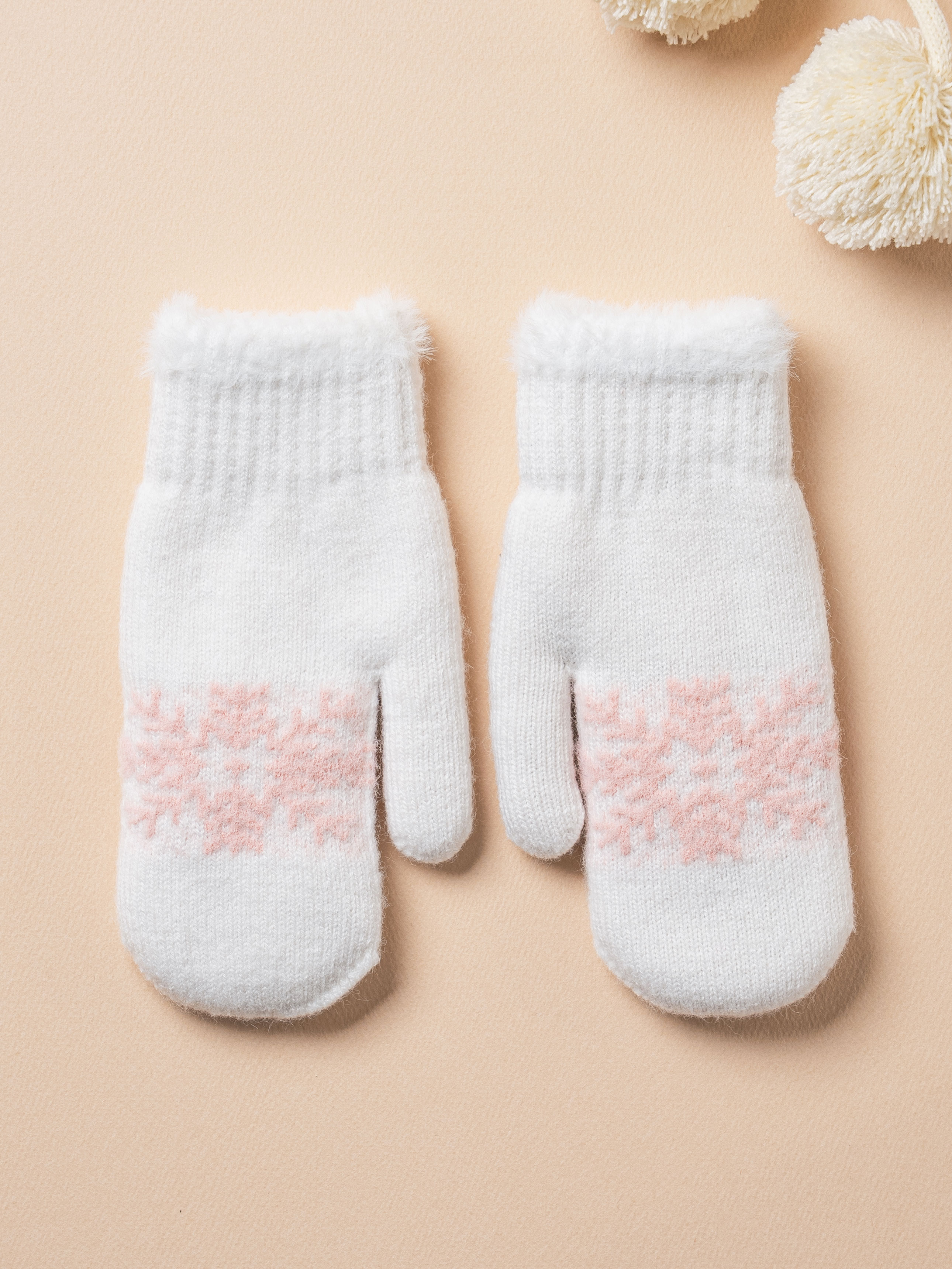 DAISO Snowflake Knit Hand Gloves (White)