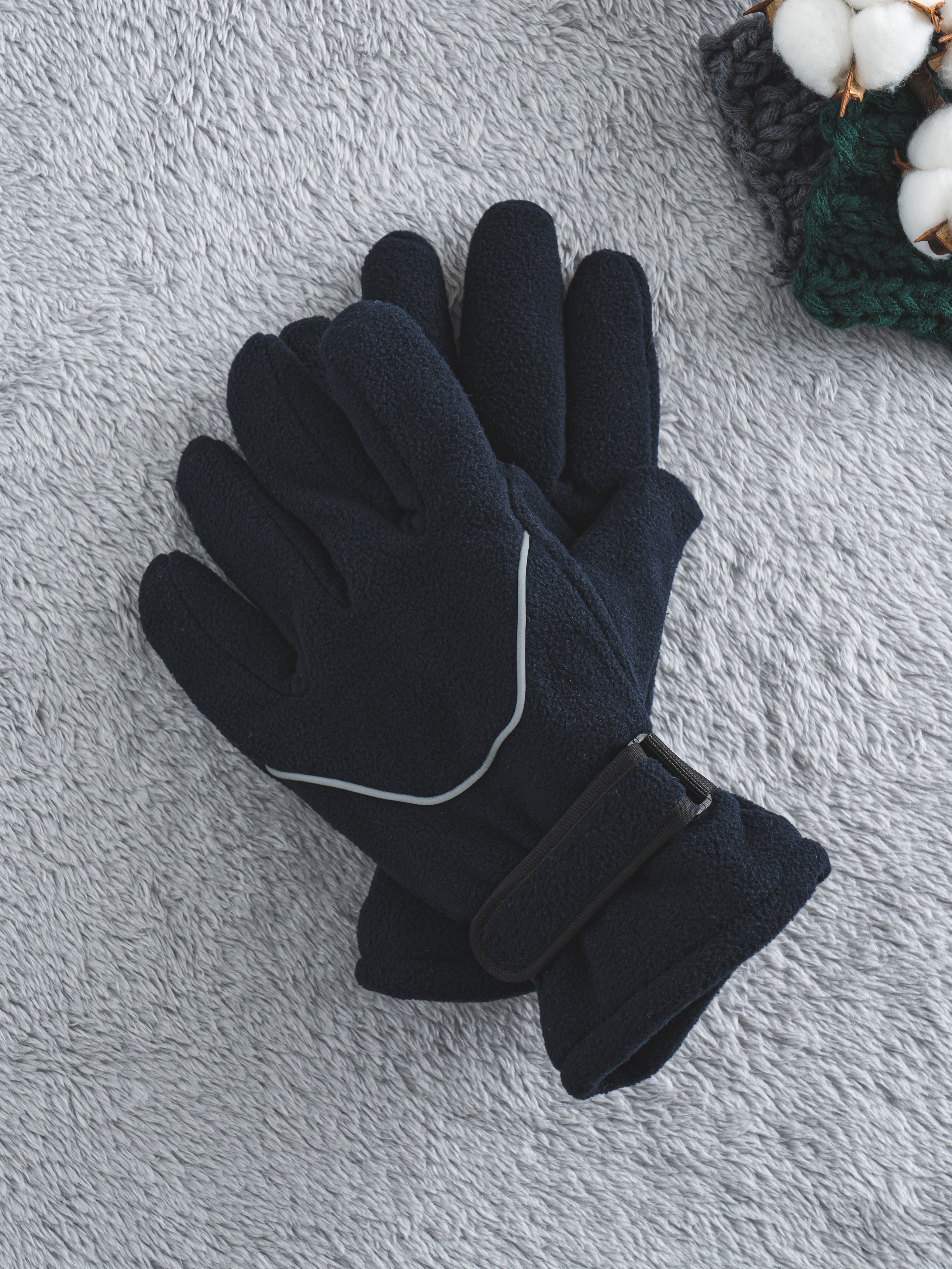 DAISO Linepoint Gloves (Navy)