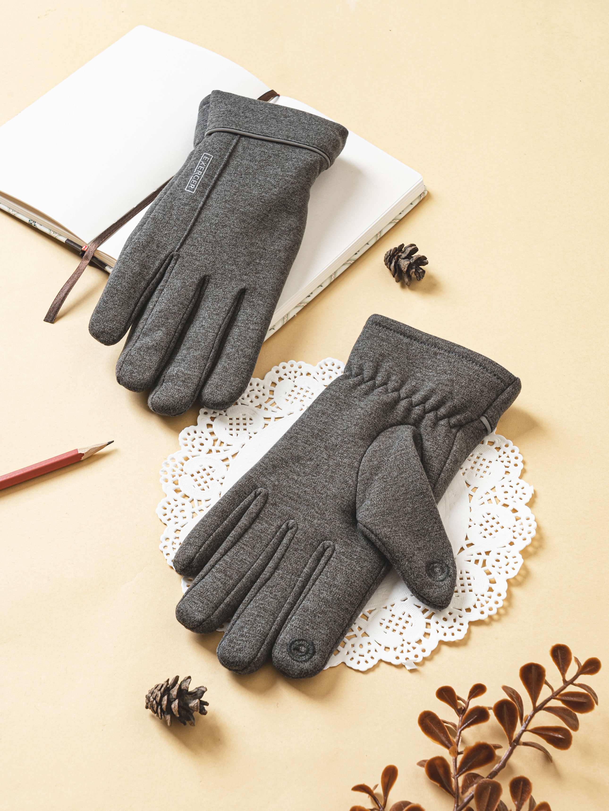 DAISO Men's Winter Gloves