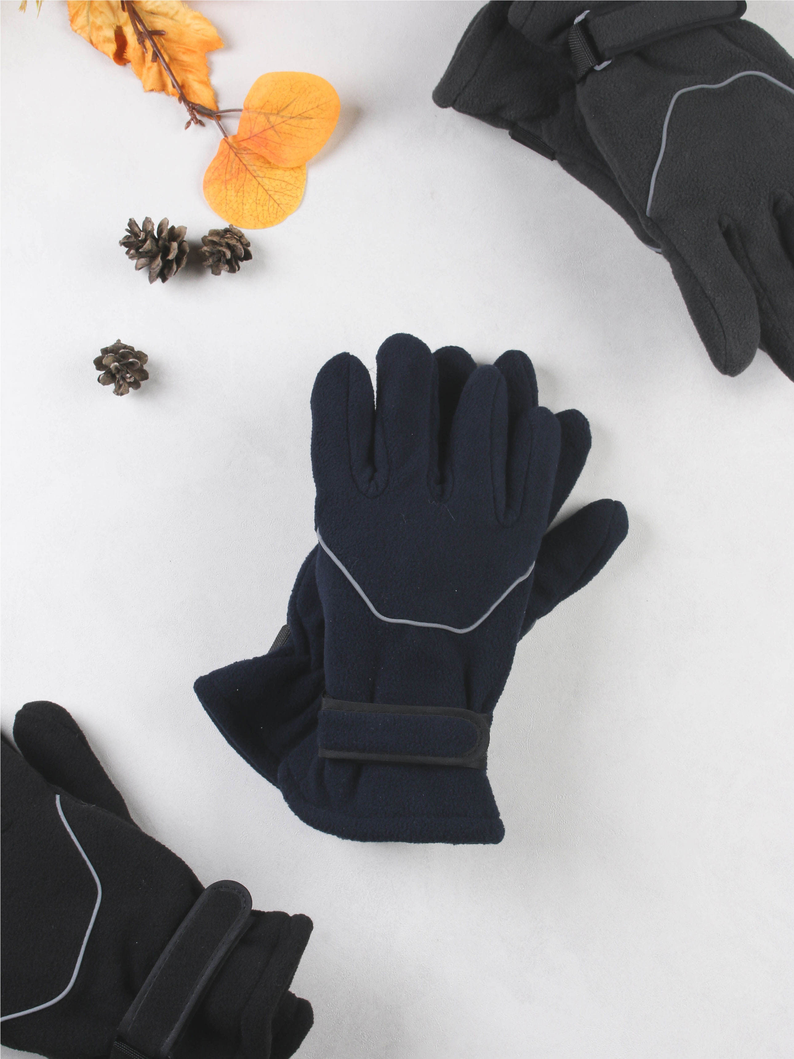 DAISO Linepoint Gloves