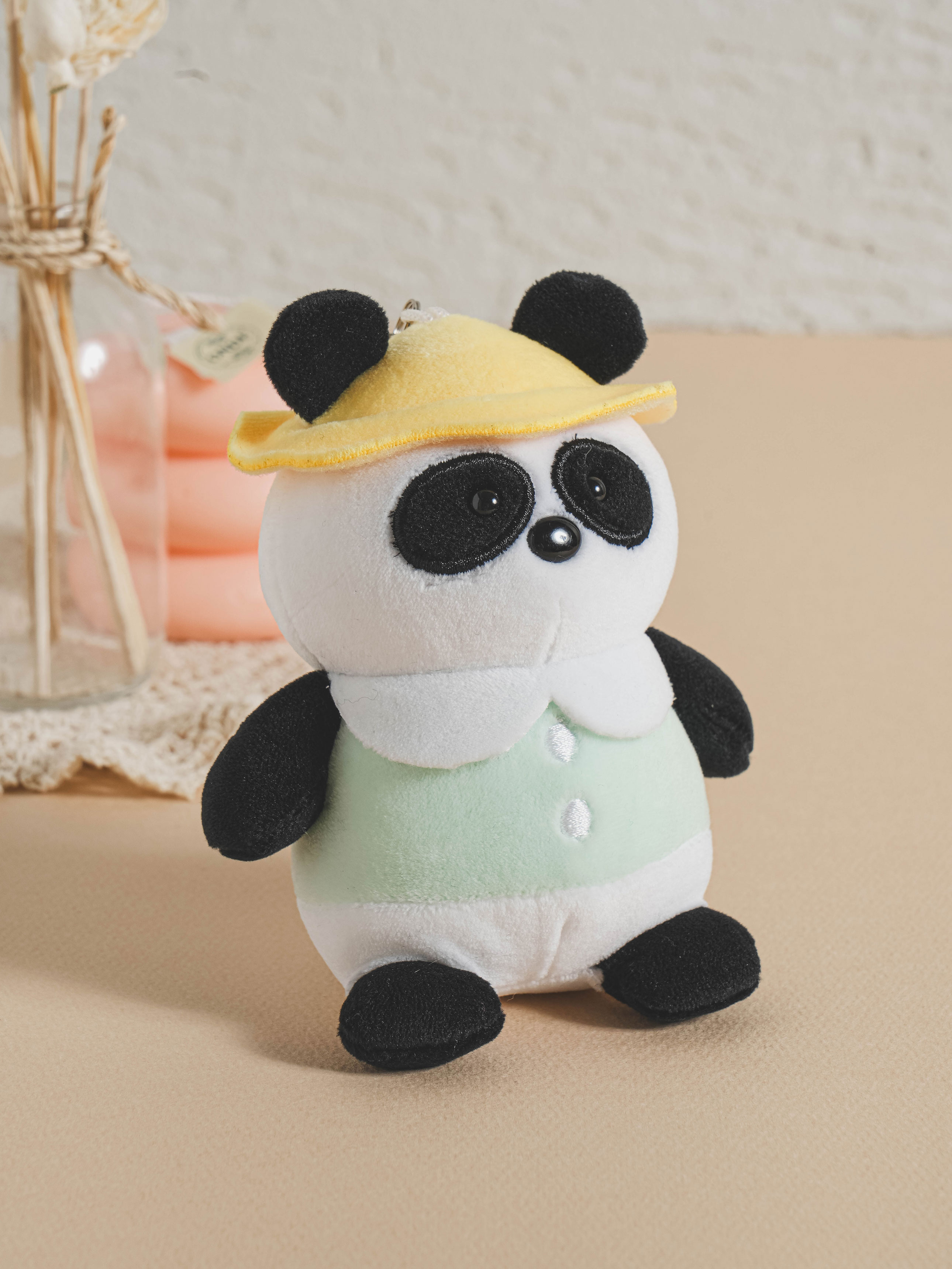 DAISO Picnic Animal Friends Keychain (Panda)