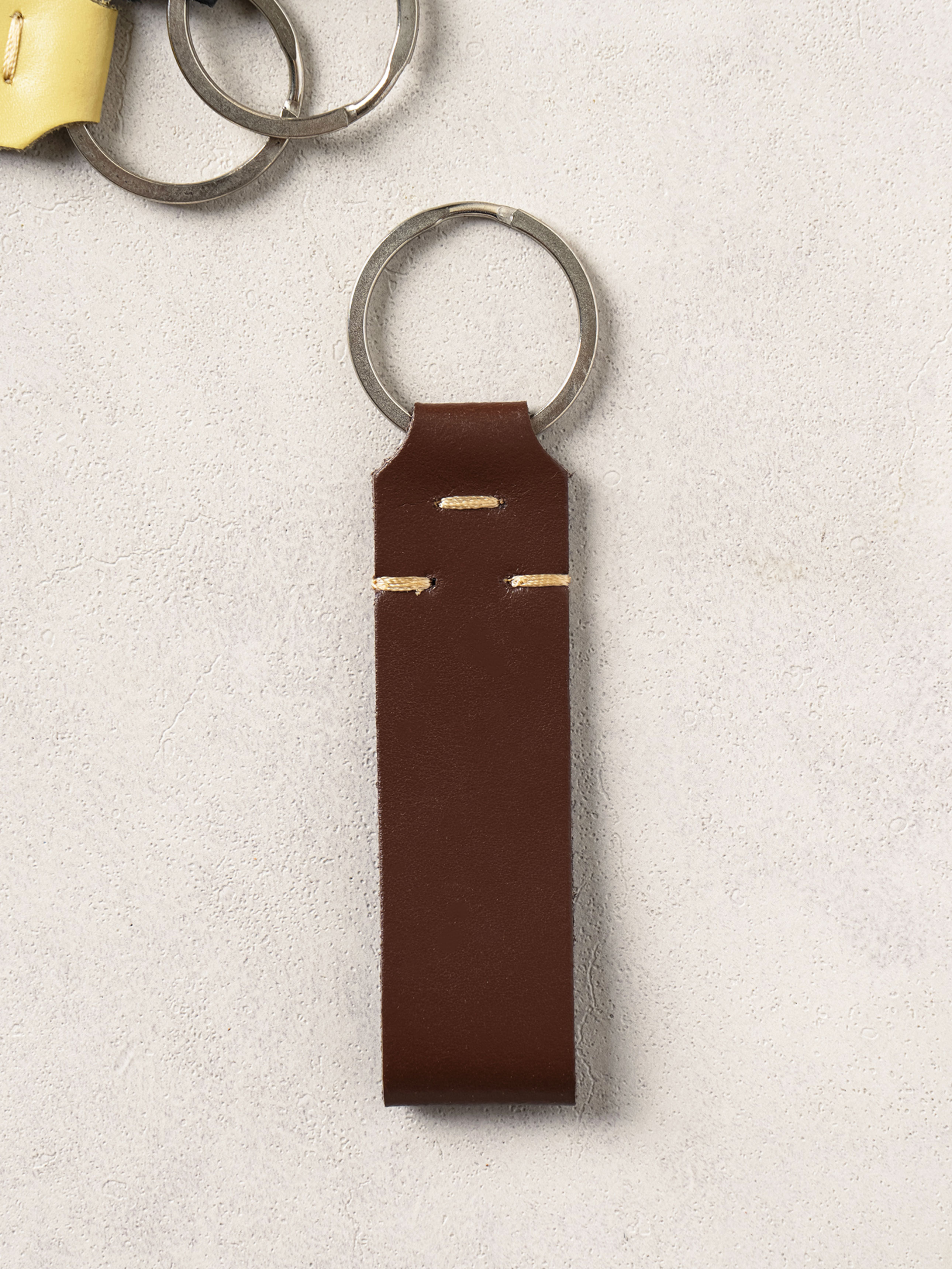 DAISO Genuine Leather stitch key ring