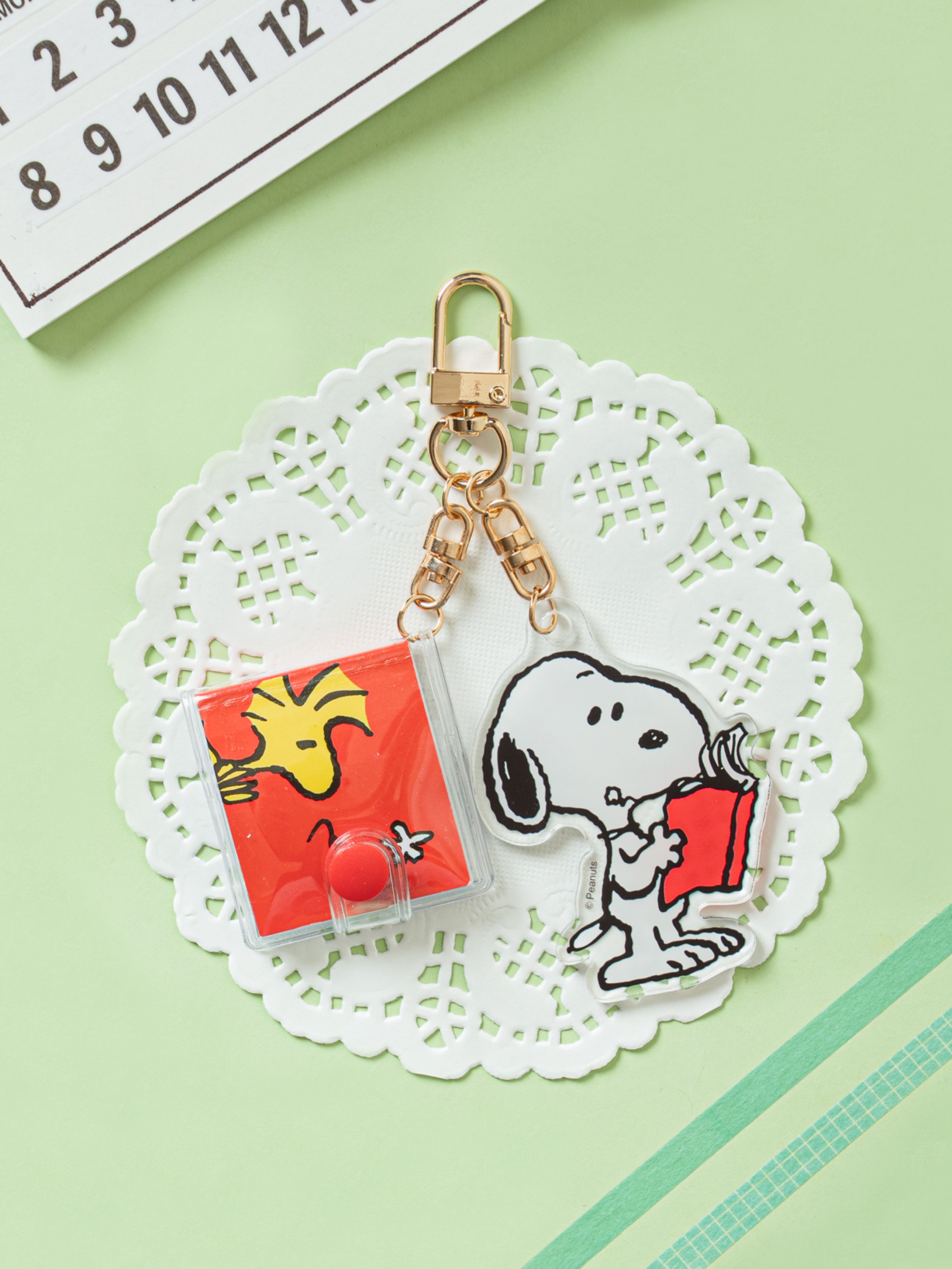 DAISO Peanuts Mini Diary Keyring (Red)