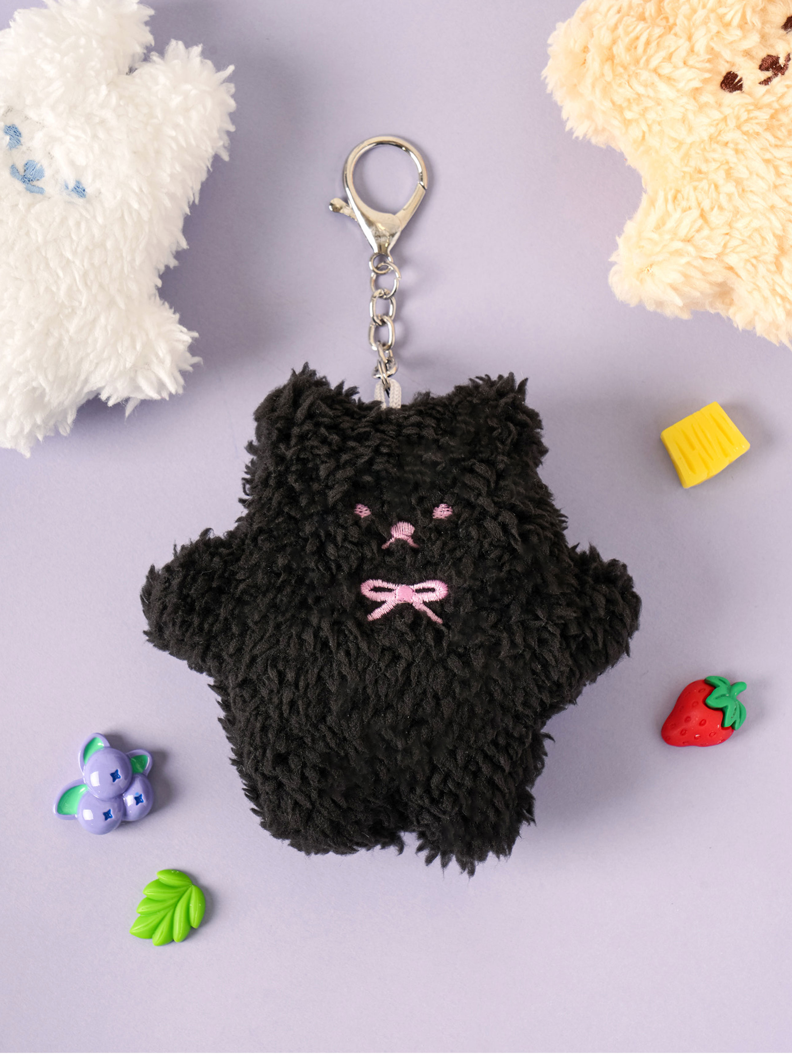 DAISO Fluffy Plush Key Holder