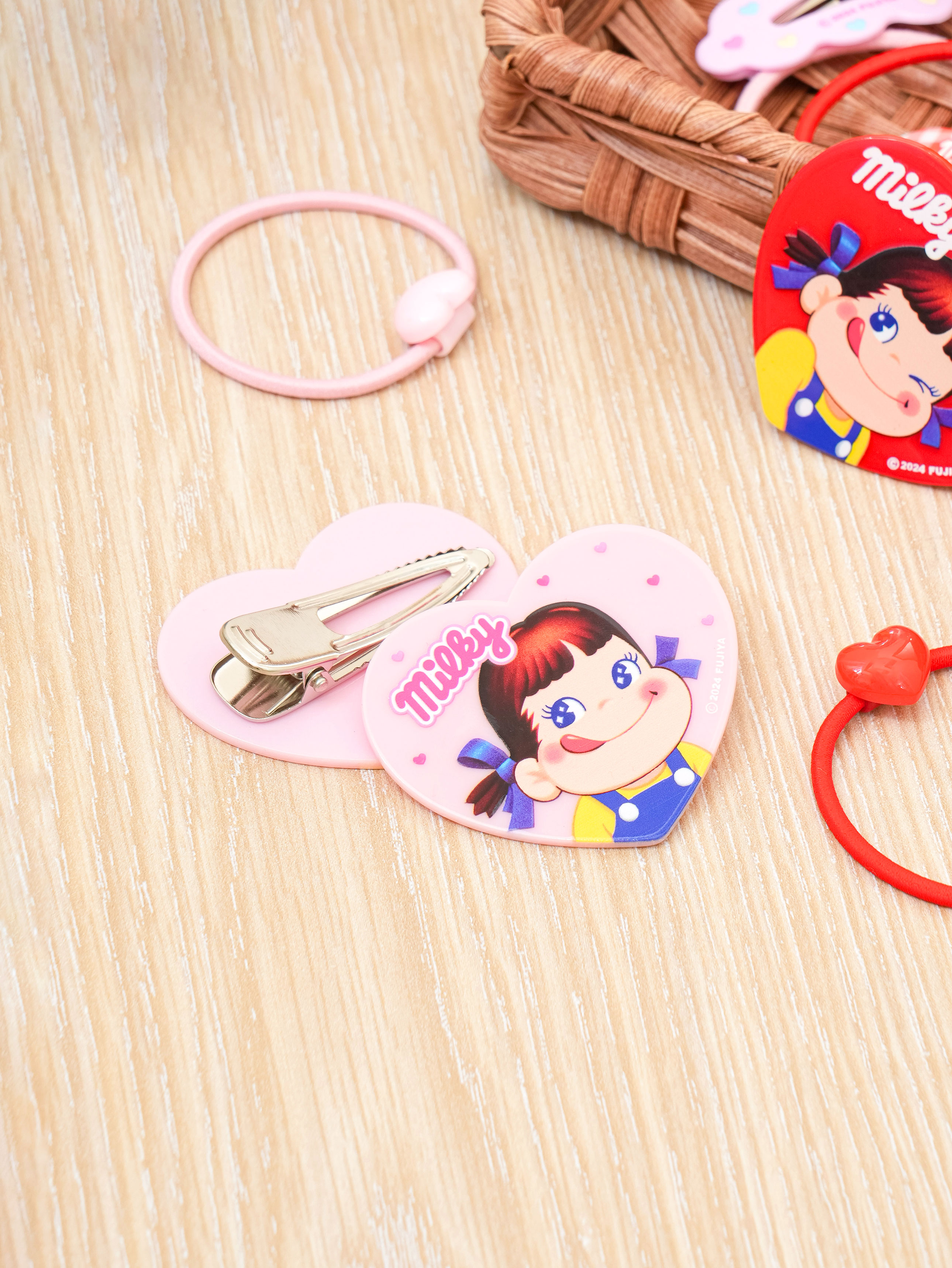 DAISO Peko Heart Hair Set