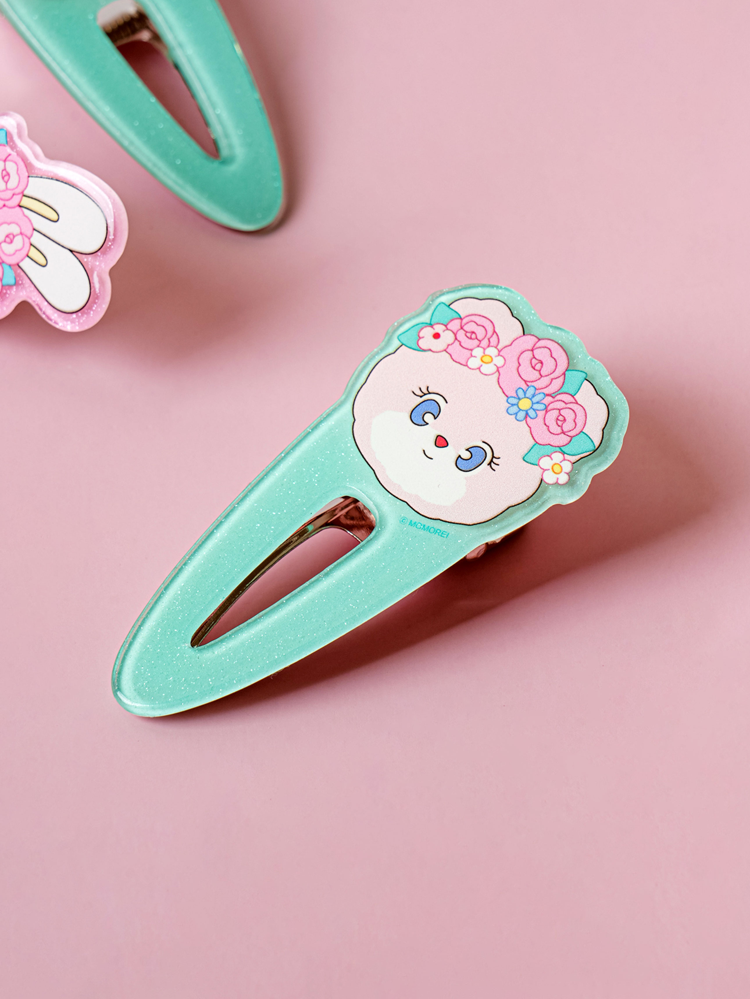 DAISO Momorei Pinko Triangle Clip Pin