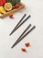 DAISO Oak Non-slip Design Chopsticks (Set of 2) DAISO Oak Non-slip Design Chopsticks (Set of 2)