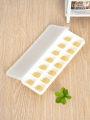 DAISO Ice tray for easy ice removal (14 compartments) DAISO Ice tray for easy ice removal (14 compartments)