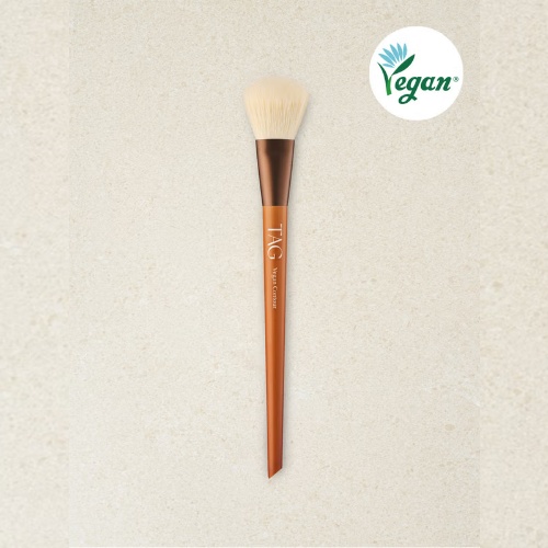 DAISO TAG Vegan Contour Brush