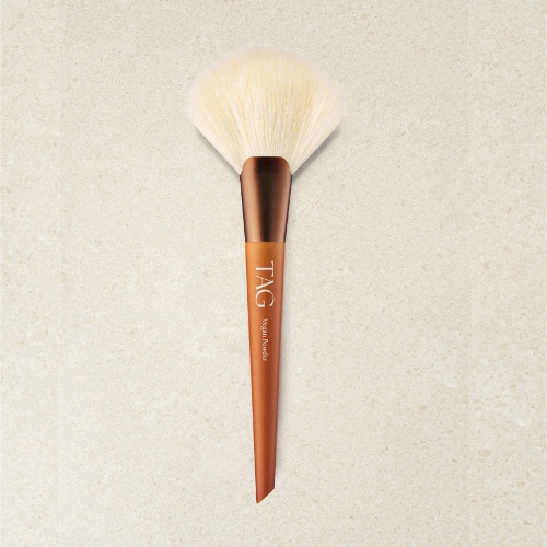 DAISO TAG Vegan Powder Brush