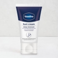 DAISO Vaseline Foot Cream 55g