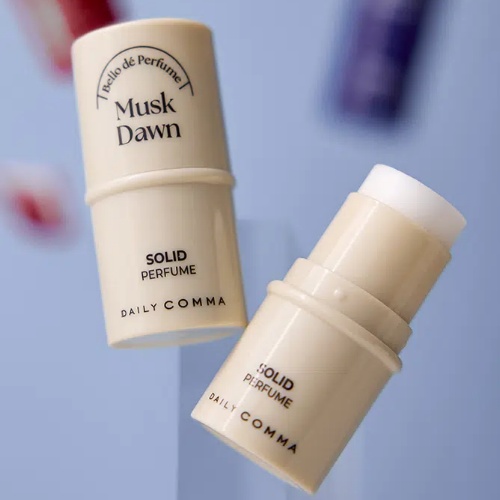 DAISO DAILY COMMA Bello de Perfume Solid Perfume 4.7g (Musk Dawn)