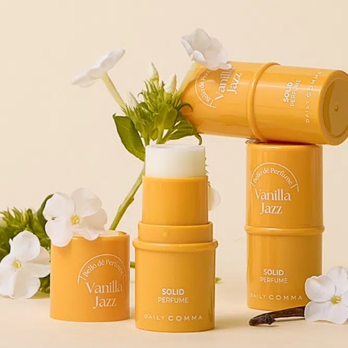 DAISO DAILY COMMA Bello de Perfume Solid Perfume 4.7g (Vanilla Jazz)