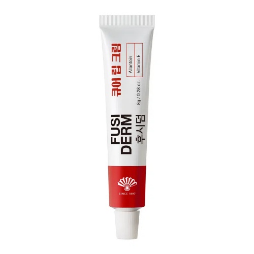 DAISO FUSI DERM Cure Lip Cream 8g