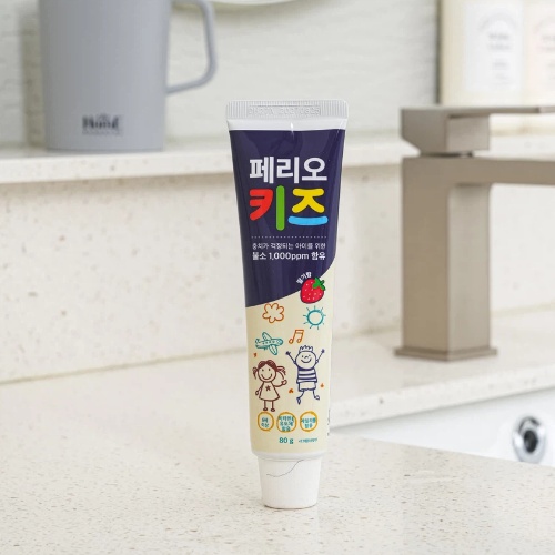 DAISO PERIOE Kids Toothpaste Strawberry Flavor 80g