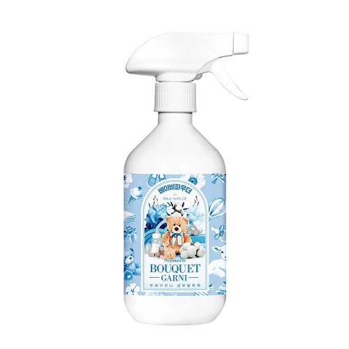 DAISO BOUQUET GARNI Fabric Deodorizer Baby Powder 500ml
