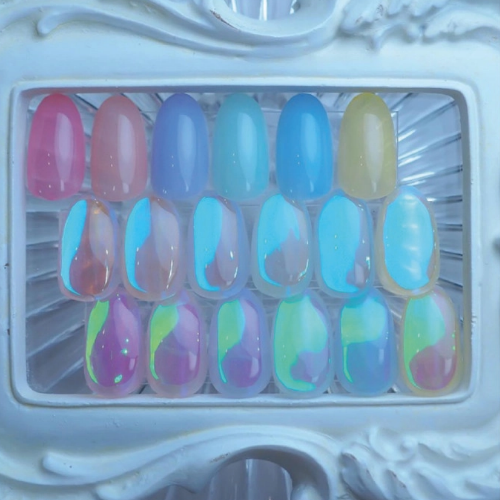 The Favori Uruuru Aurora Powder 3g