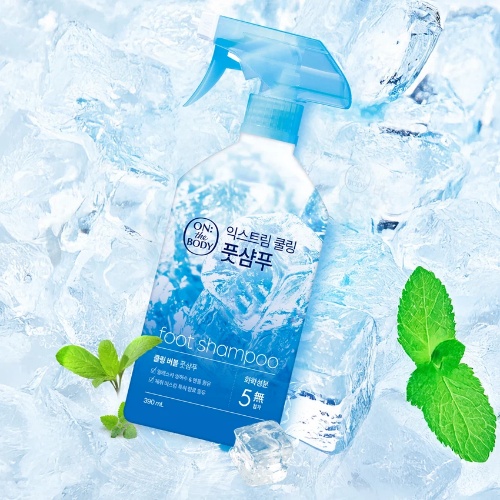 DAISO ON THE BODY Extreme Cooling Foot Shampoo 390ml