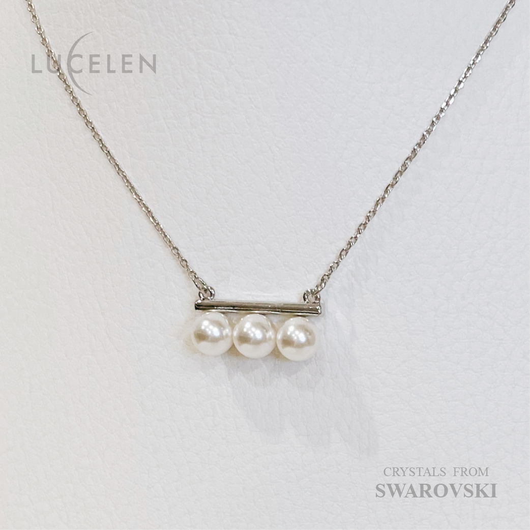 Triple Pearl Necklace