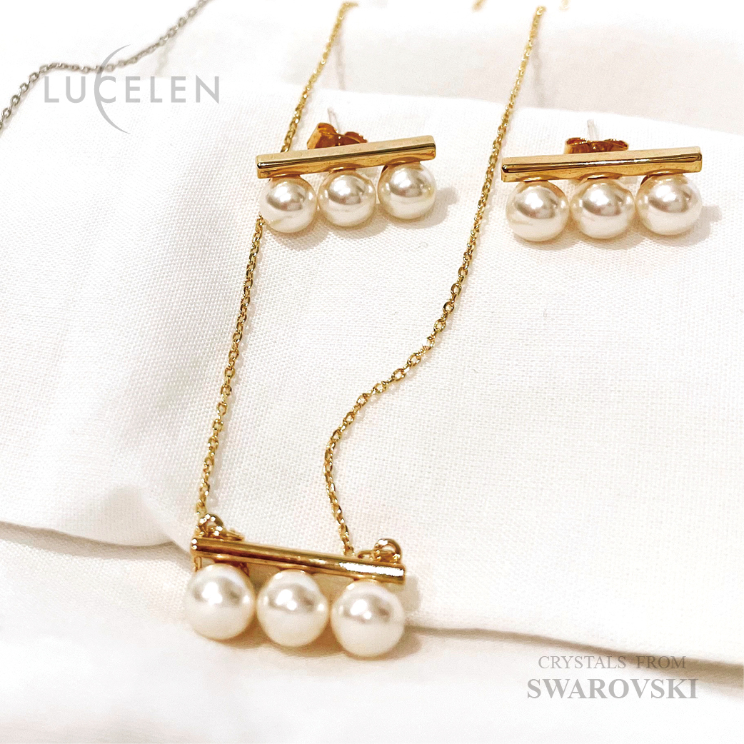 Triple Pearl Necklace