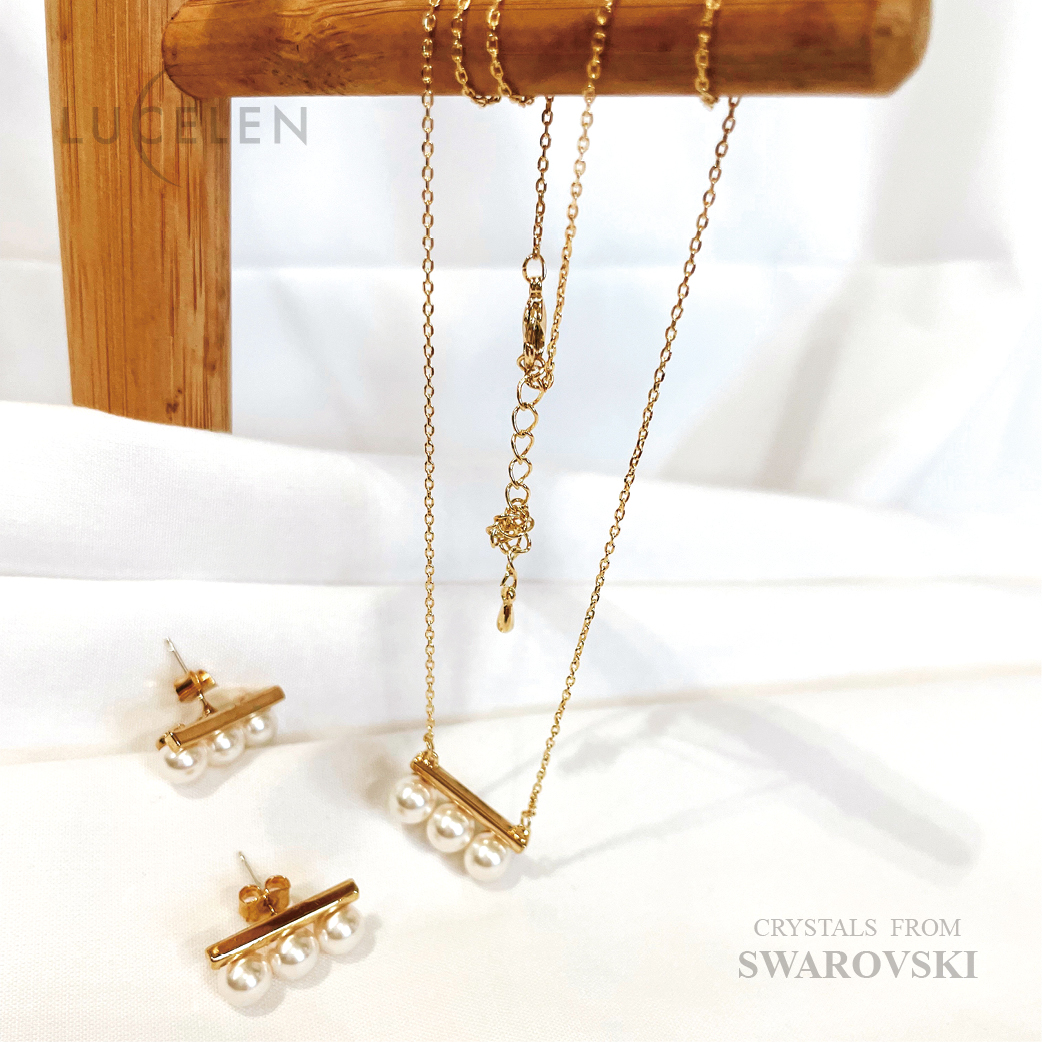 Triple Pearl Necklace