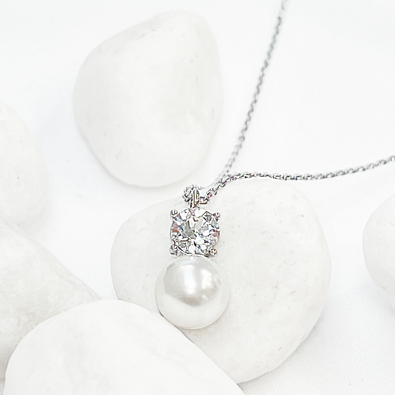 Crystal Bliss Pearl Necklace Silver