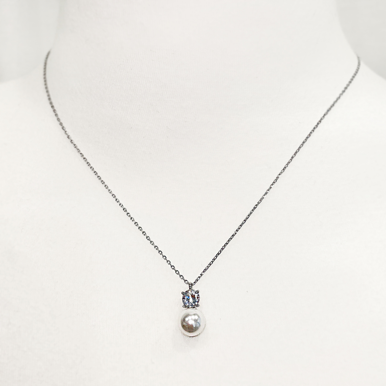 Crystal Bliss Pearl Necklace Silver