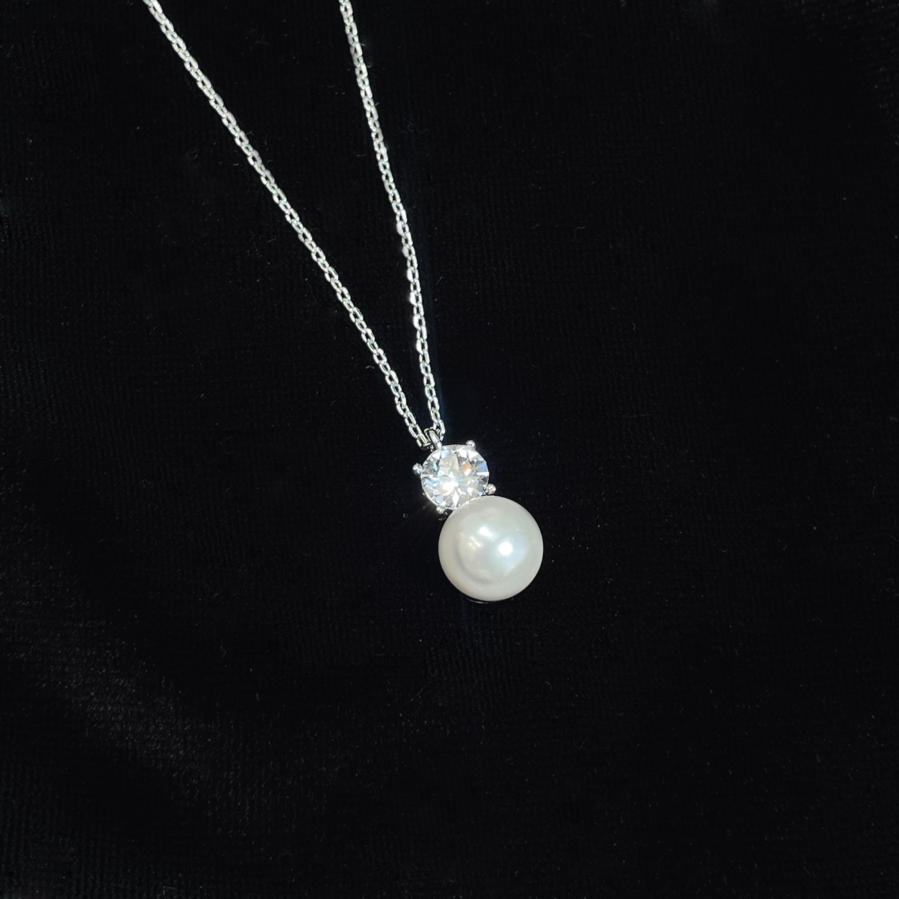 Crystal Bliss Pearl Necklace Silver